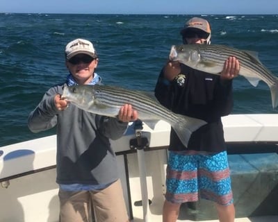 30' Private Inshore Fishing Charter in Nantucket