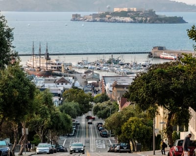 Explore Alcatraz Audio Tour & Wharf Attraction Combo