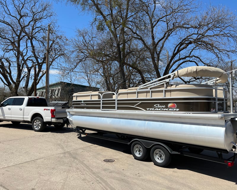 Private Captained 24' Pontoon Charter Near Austin