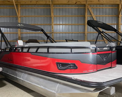 23' Pontoon Boat Rental on Grand Lake
