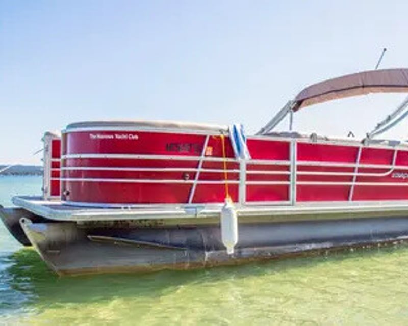 20' Fishing Pontoon Rental in Lake Leelanau