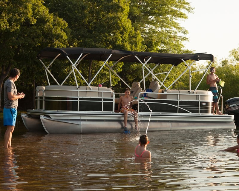 Pontoon Party Barge Rental in Topock, Arizona