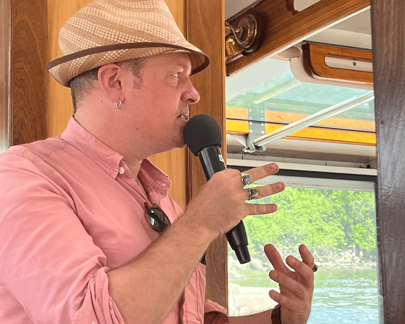 Fall Foliage Cruise on the Hudson River From NYC