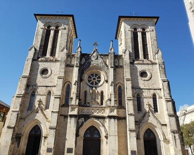San Antonio Walking Tour with San Fernando Cathedral