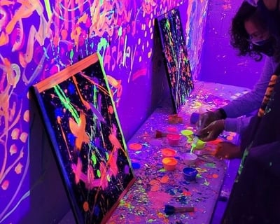 Blacklight Paint Splatter in Glen Burnie