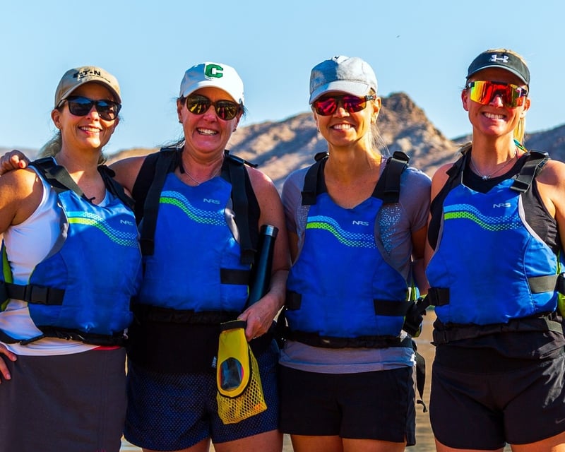 Black Canyon Kayak Tour & Overlook Hike from Willow Beach