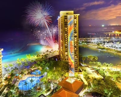 Hilton Fireworks Cruise In Honolulu