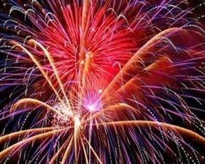 Navy Pier Fireworks Cruise In Chicago