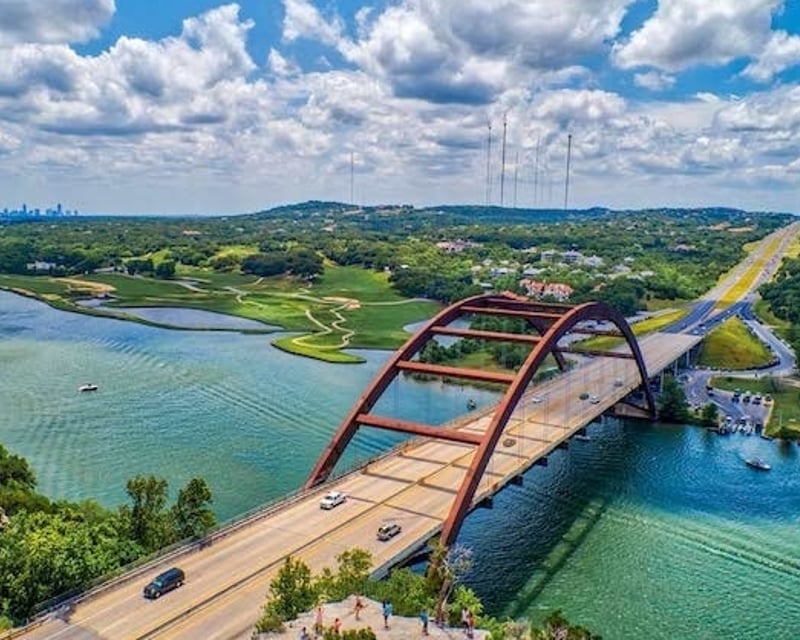 Party Cove Boat Charter on Lake Austin