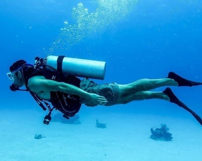 1.5-Day Advanced Scuba Diving Course in Marathon