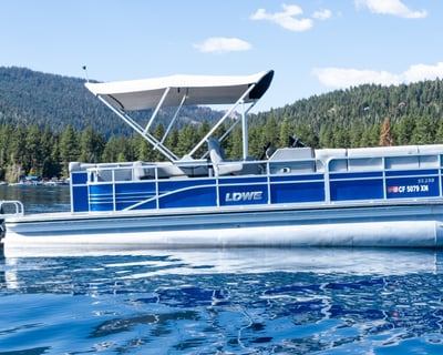 25' Pontoon Rental on Lake Tahoe