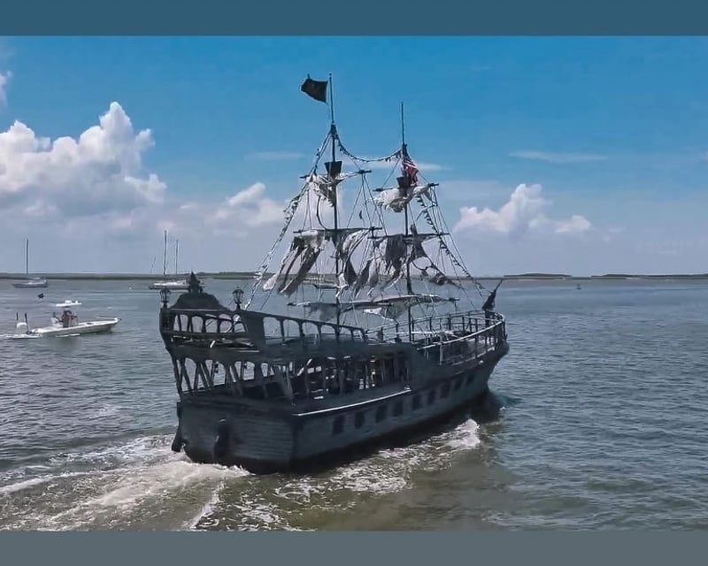 Daytime Pirate Ship Cruise in Fernandina Beach