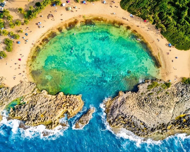 La Poza del Obispo Natural Pool Day Trip in Arecibo