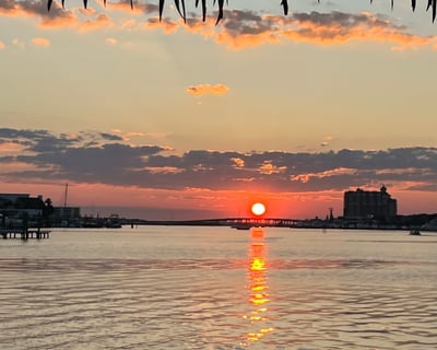 Cruise Destin Harbor & Crab Island Sunset Tiki Tour