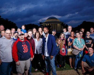Explore Washington, DC at Dusk Guided Bus Tour