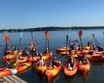 Lake Mendota 1-Hour Paddlecraft Rental