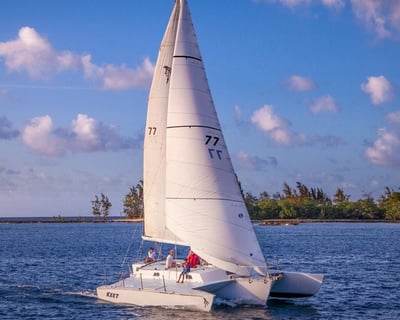 Half-Day Private Sailing Charter on Oahu's North Shore