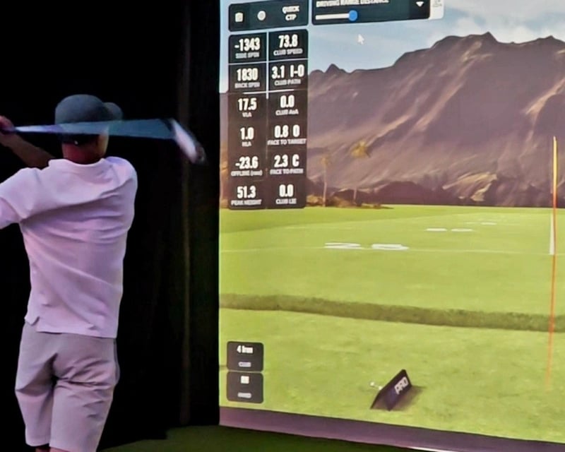 Private Indoor Golf Simulator Bay Rental in Stoughton