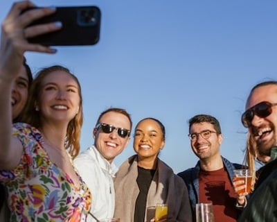 Boston Harbor Cruise: 90 Min Skyline & Landmarks