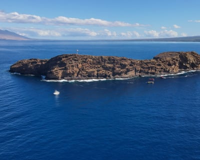 Dive Molokini Backwall Drift Dive From Kihei