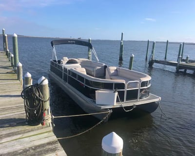 16-Person Pontoon Boat Rental