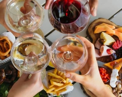 Private Full-Day Stellenbosch & Franschhoek Wine Tasting