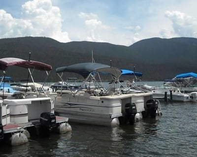 20' Pontoon Boat Rental in Grand Lake