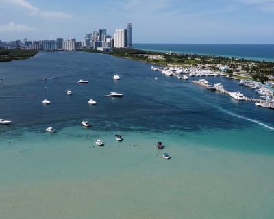 3-Hour Private Haulover Sandbar Boat Tour