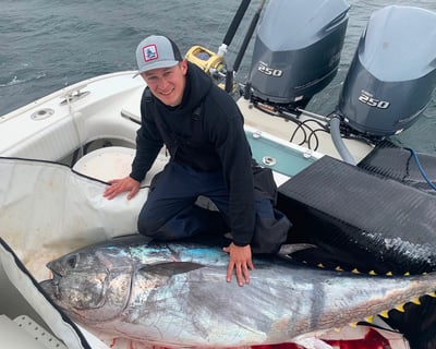 Full-Day Tuna Fishing Charter on Cape Cod