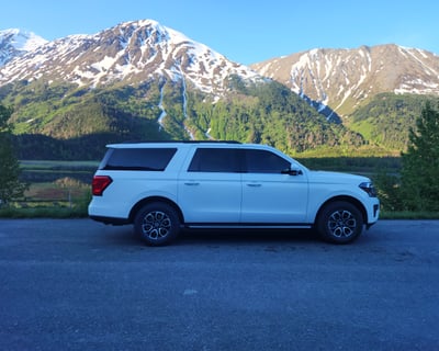 Anchorage to Seward 3-Hour Transfer