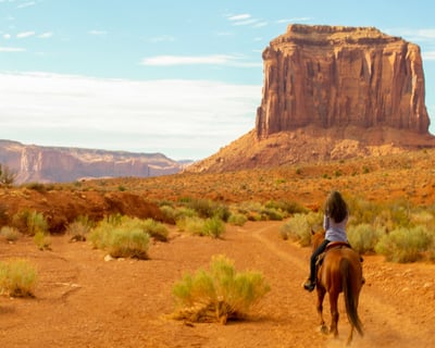 2-Hour Horseback Tour in Monument Valley