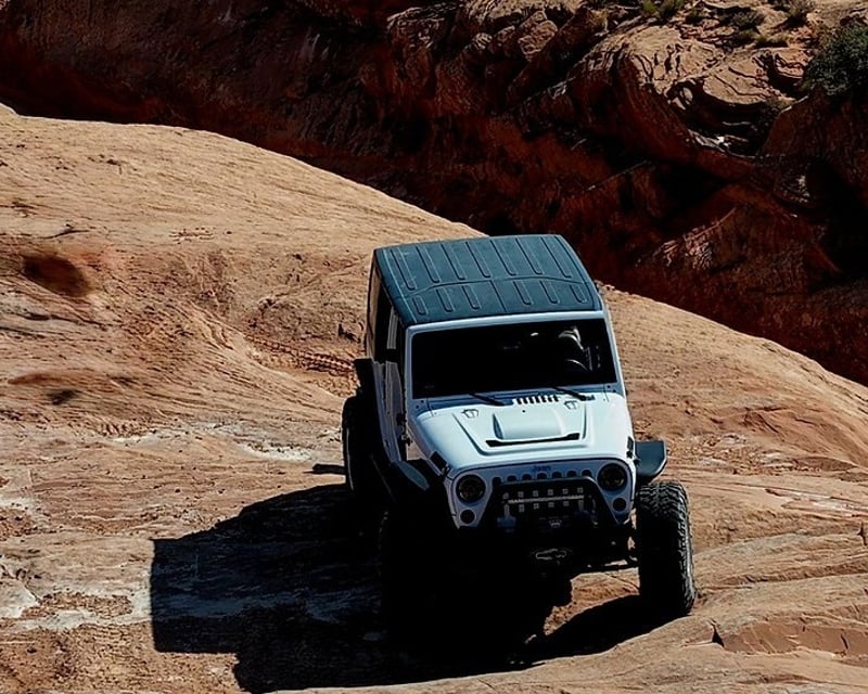 Private Self-Drive West Rim Jeep Tour in Sand Hollow