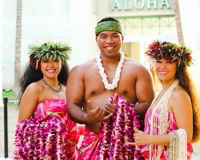 Honolulu Luau Dinner Show with Cultural Activities