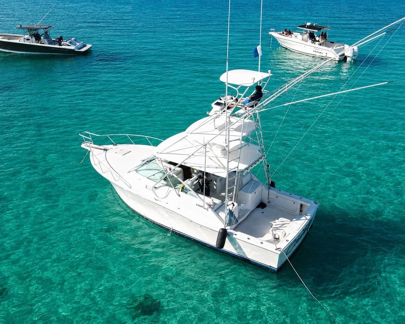 Private 35' Boat Charter to Nearby Islands From Fajardo