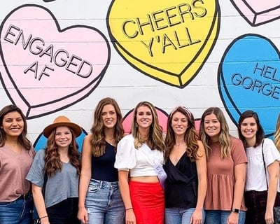 Explore Nashville Murals & Mimosas Guided Tour