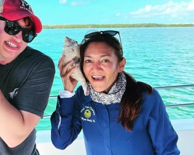 Dolphin & Shelling Cruise in Fort Myers Beach