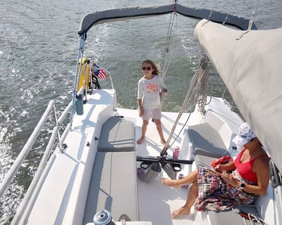 3.5-Hour Sailing Lesson in Saint Helena Island