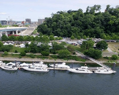 Full-Day Tri-Toon Rental in Chattanooga
