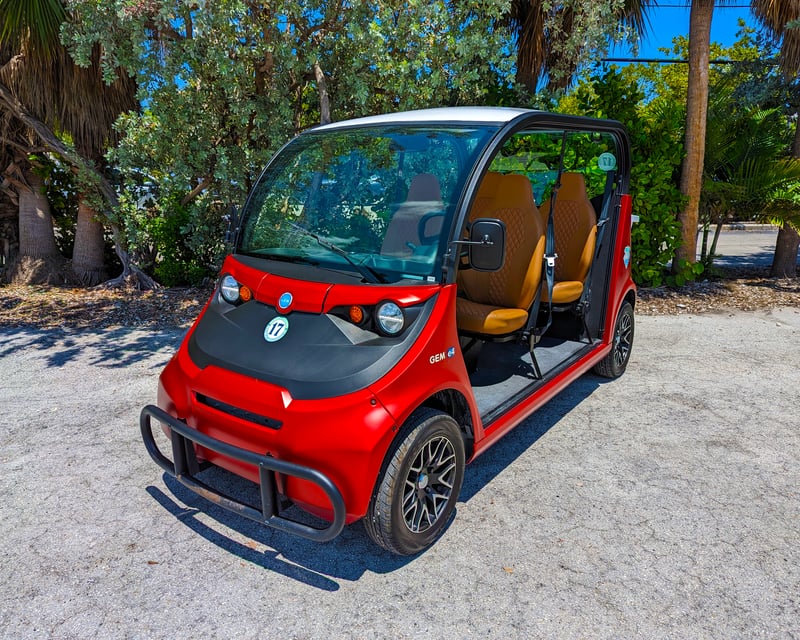 4-Seat GEM Car Rental in Marathon