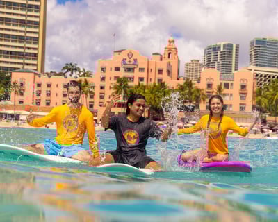 Private Surf Lesson for 3 in Waikiki