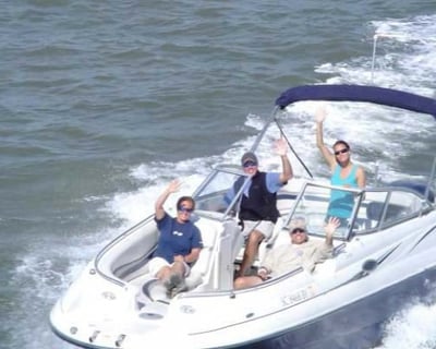 19' Stingray Deck Boat Rental in Hilton Head