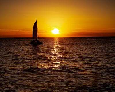 Waikiki Sunset Sail and Pupu