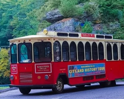 Wisconsin Dells Scenic City and History Trolley Tour