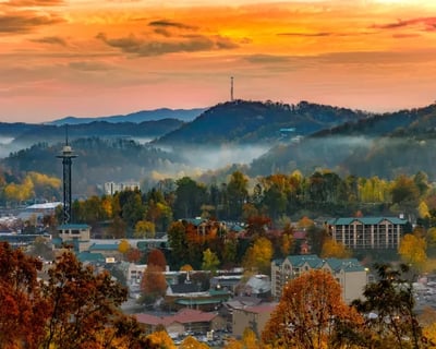 Smokies Adventure Loop: Pigeon Forge and Gatlinburg Highlights