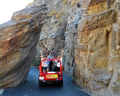 Indian Canyons Jeep Tour with Andreas Canyon Hike