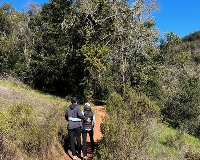Sonoma Farm-To-Table Brunch And Wellness Hike