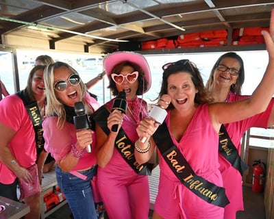 25' Captained Tiki Boat Rental in Ocean City