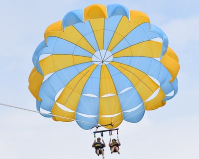 Parasail in Orange Beach