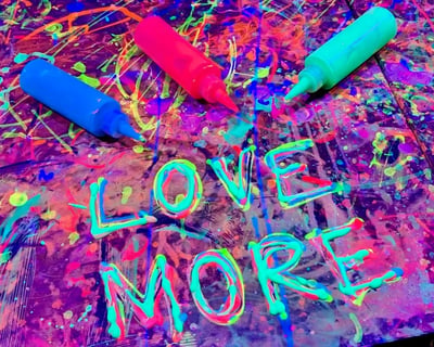 Glow-in-the-Dark Paint Splatter Experience in Edinburg