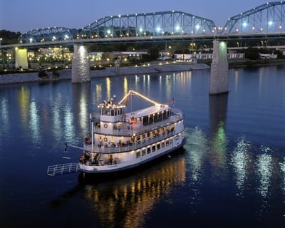 Chattanooga Holiday Lunch Cruise